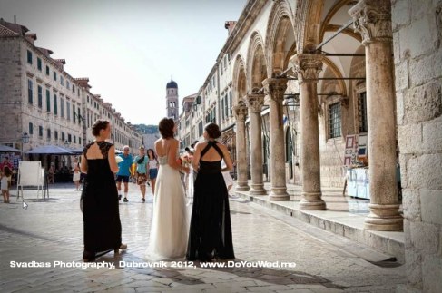 Sponza Wedding in Dubrovnik, bridesmaids at Stradun